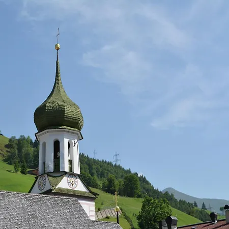 Appartement In Near Lift